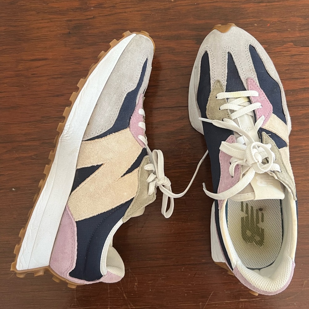 New Balance 327 Women